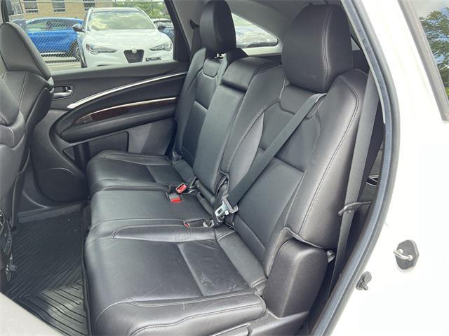 Photo of 2019 White Diamond Pearl Acura MDX