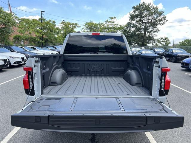 Photo of 2023 Avalanche Ford F-150 Lightning