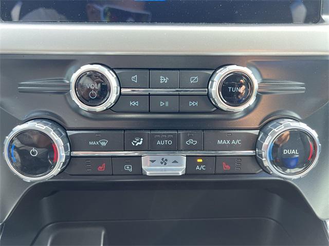 Photo of 2023 Avalanche Ford F-150 Lightning