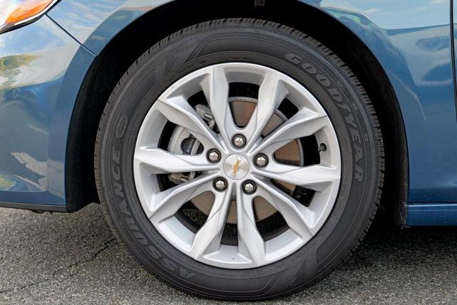 Photo of 2025 Lakeshore Blue Metallic Chevrolet Malibu