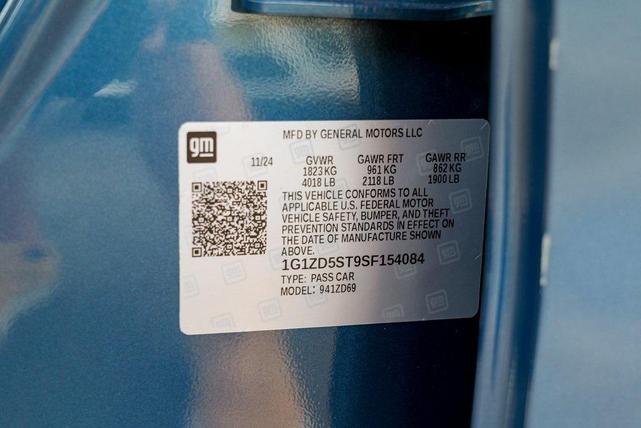 Photo of 2025 Lakeshore Blue Metallic Chevrolet Malibu