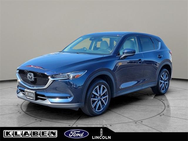 Photo of 2017 Deep Crystal Blue Mica Mazda CX-5