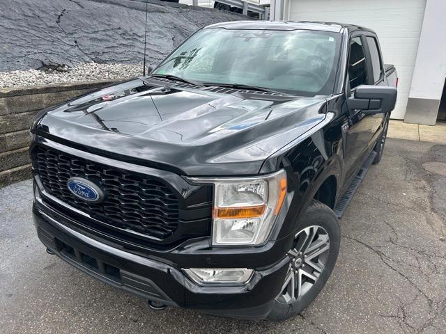 Photo of 2022 Agate Black Metallic Ford F-150