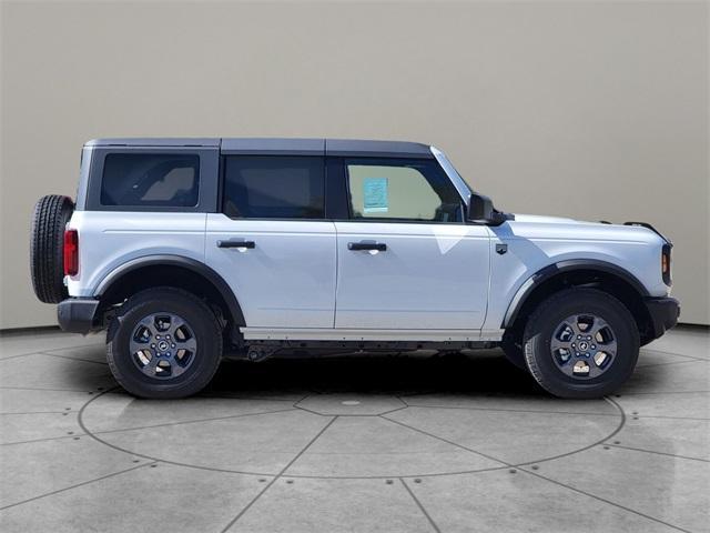 Photo of 2025 Oxford White Ford Bronco