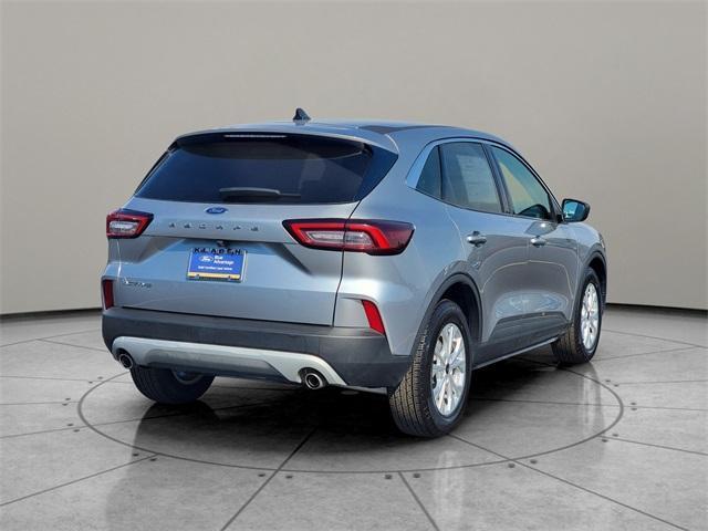 Photo of 2024 Iconic Silver Metallic Ford Escape