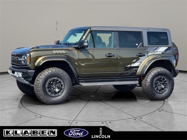 Photo of 2024 Green Metallic Ford Bronco