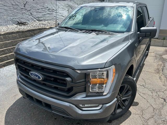 Photo of 2022 Carbonized Gray Metallic Ford F-150