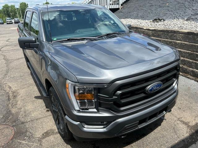 Photo of 2022 Carbonized Gray Metallic Ford F-150
