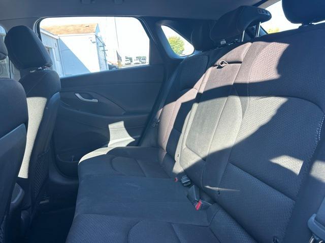 Photo of 2019 Summit Gray Hyundai Elantra GT