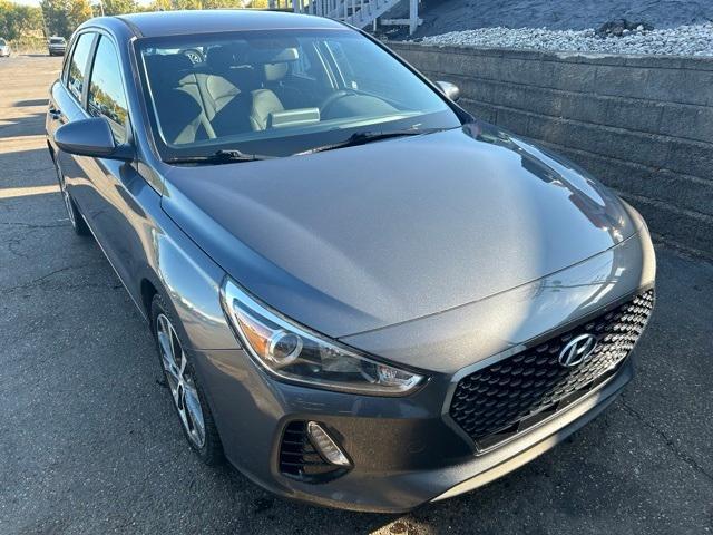 Photo of 2019 Summit Gray Hyundai Elantra GT