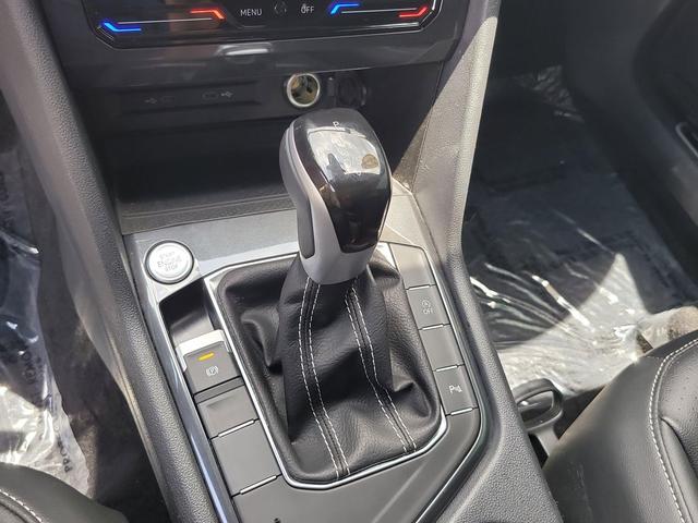 Photo of 2024 Deep Black Volkswagen Tiguan