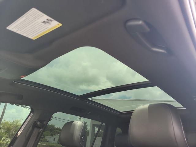 Photo of 2024 Deep Black Volkswagen Tiguan