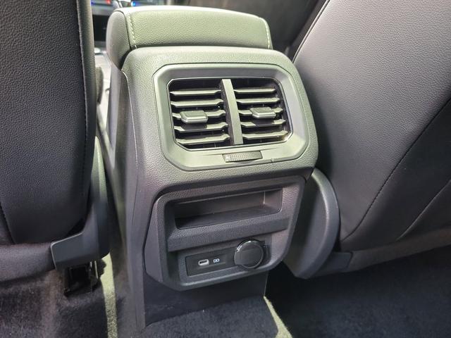 Photo of 2024 Deep Black Volkswagen Tiguan