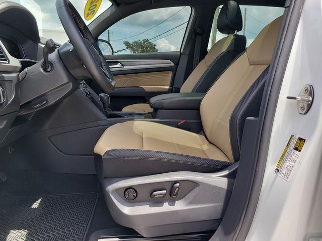 Photo of 2023 Pure White Volkswagen Atlas Cross Sport