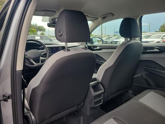 Photo of 2024 Pyrite Silver Metallic Volkswagen Taos