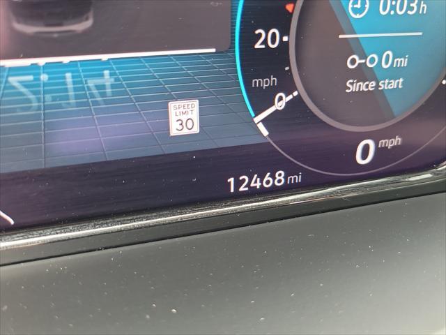 Photo of 2024 Deep Black Volkswagen Atlas