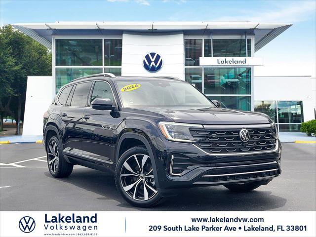 Photo of 2024 Deep Black Volkswagen Atlas