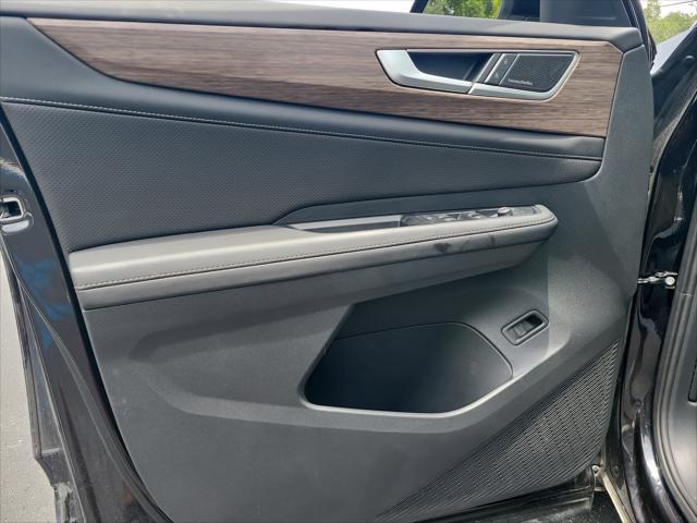 Photo of 2024 Deep Black Volkswagen Atlas