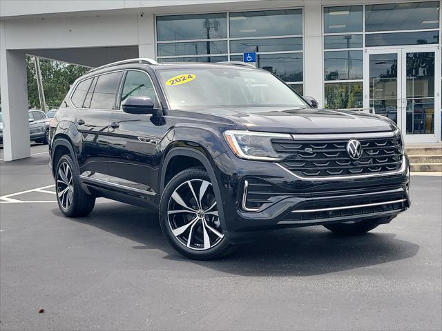 Photo of 2024 Deep Black Volkswagen Atlas