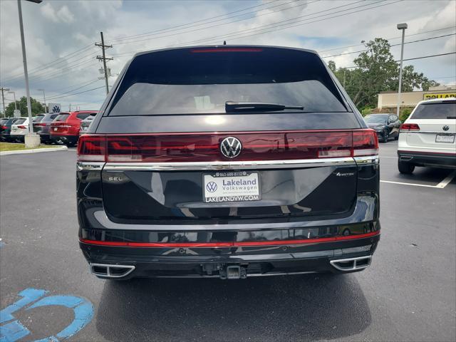 Photo of 2024 Deep Black Volkswagen Atlas
