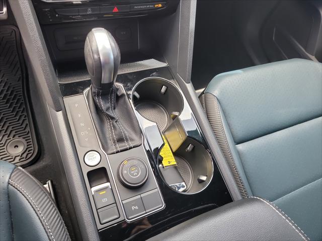 Photo of 2023 Pure Gray Volkswagen Atlas Cross Sport