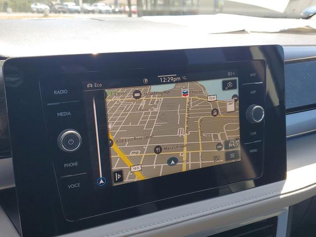 Photo of 2025 Pure White Volkswagen Taos