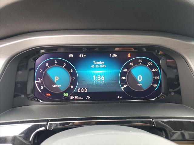 Photo of 2025 Mountain Lake Blue Metallic Volkswagen Atlas Cross Sport