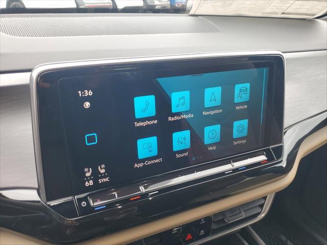 Photo of 2025 Mountain Lake Blue Metallic Volkswagen Atlas Cross Sport
