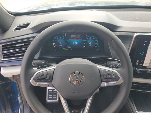 Photo of 2025 Mountain Lake Blue Metallic Volkswagen Atlas Cross Sport