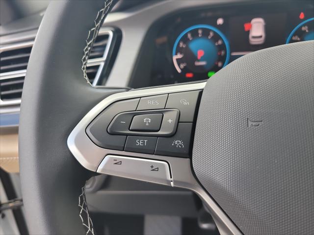 Photo of 2025 Pure White Volkswagen Atlas Cross Sport