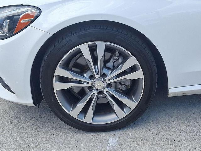Photo of 2017 Polar White Mercedes-Benz C-Class