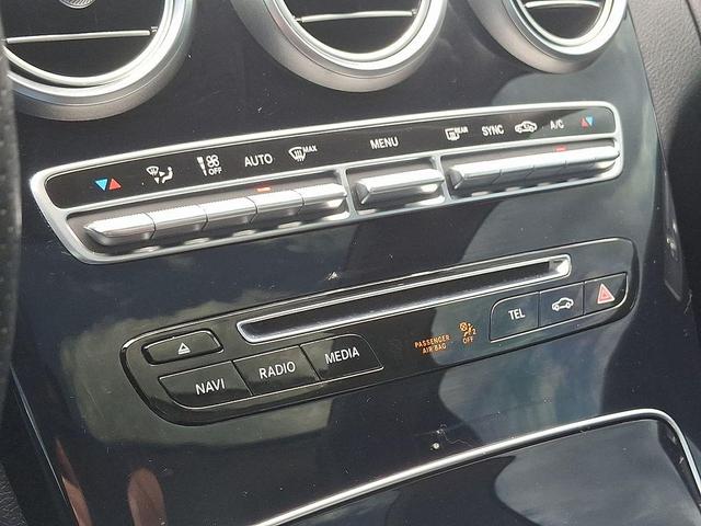 Photo of 2017 Polar White Mercedes-Benz C-Class