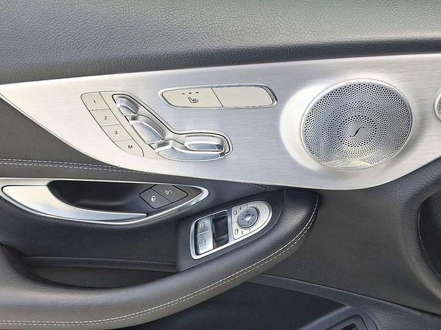 Photo of 2017 Polar White Mercedes-Benz C-Class
