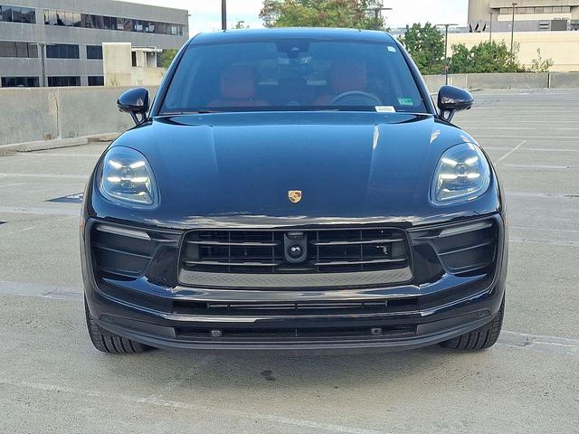 Photo of 2025 Jet Black Porsche Macan