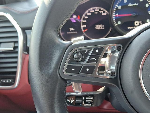 Photo of 2022 Quartzite Grey Metallic Porsche Cayenne