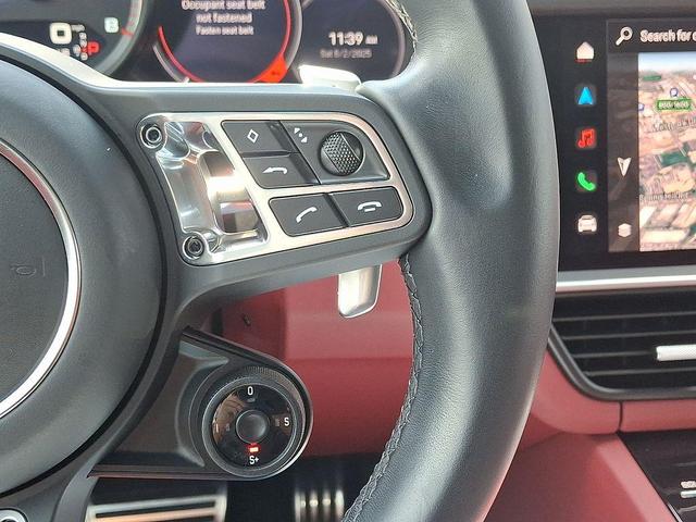 Photo of 2022 Quartzite Grey Metallic Porsche Cayenne