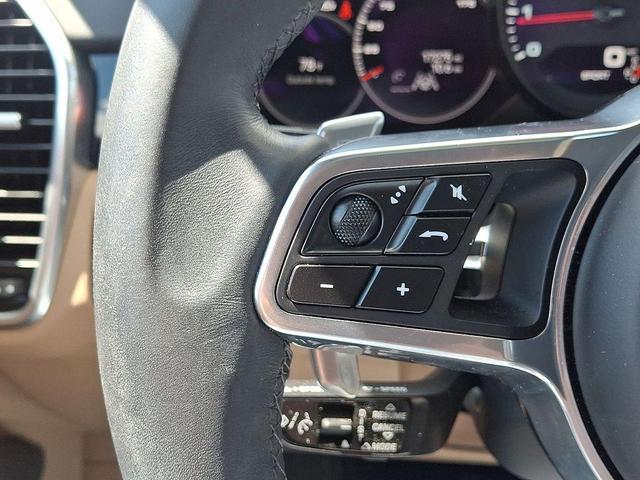 Photo of 2022 Carmine Red Porsche Cayenne