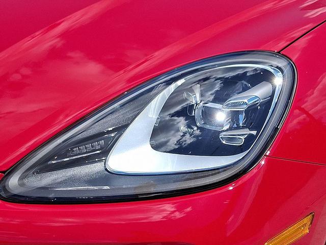Photo of 2022 Carmine Red Porsche Cayenne