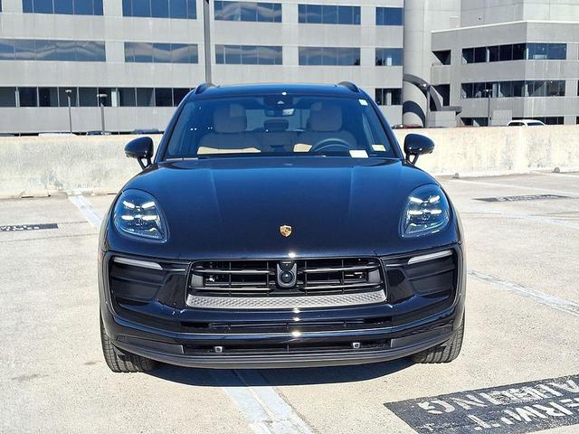 Photo of 2025 Jet Black Porsche Macan