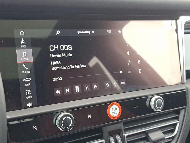 Photo of 2025 Jet Black Porsche Macan
