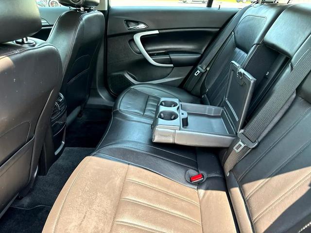 Photo of 2017 Black Buick Regal