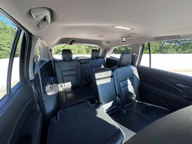 Photo of 2019 Crystal Black Pearl Honda Pilot