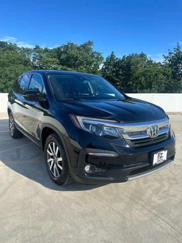 Photo of 2019 Crystal Black Pearl Honda Pilot