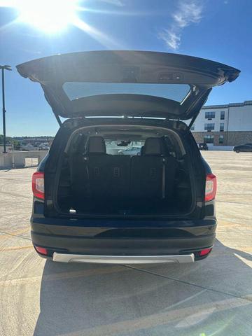 Photo of 2019 Crystal Black Pearl Honda Pilot
