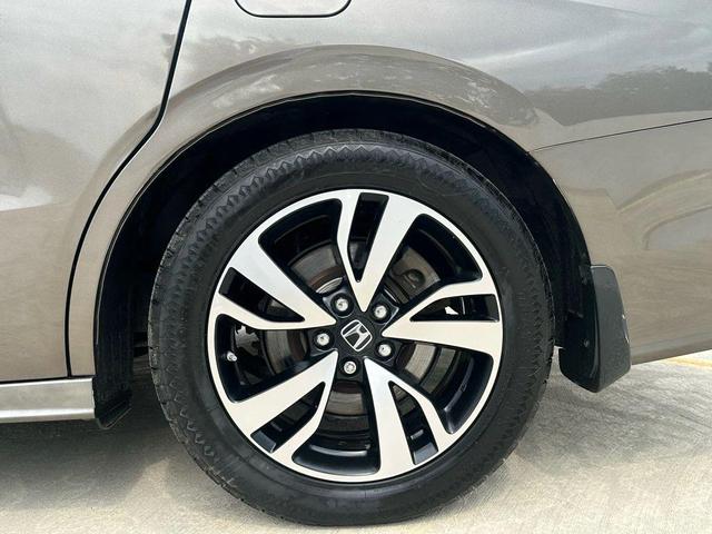 Photo of 2020 Gray Honda Odyssey