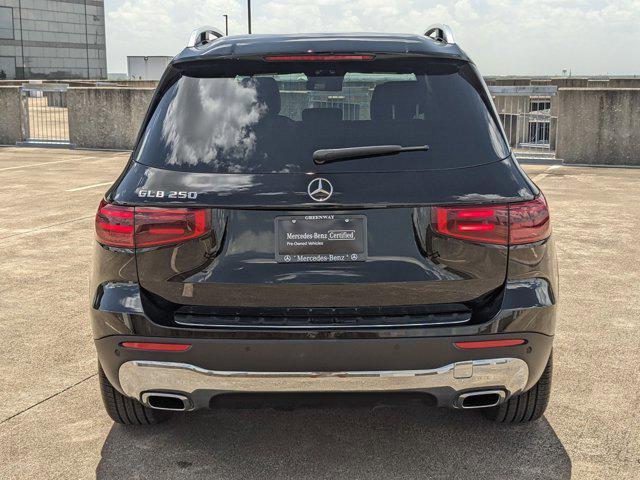 Photo of 2025 Night Black Mercedes-Benz GLB 250