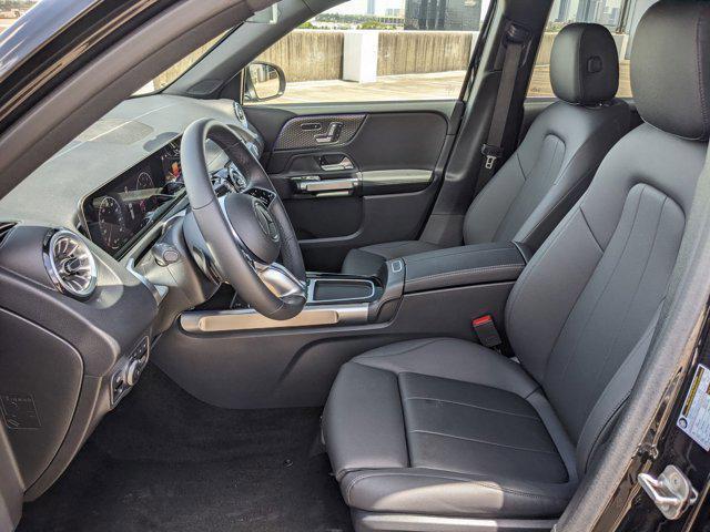 Photo of 2025 Night Black Mercedes-Benz GLB 250