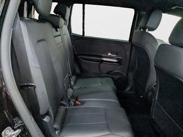 Photo of 2025 Night Black Mercedes-Benz GLB 250