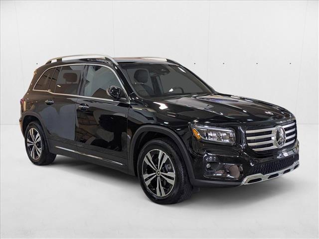Photo of 2025 Night Black Mercedes-Benz GLB 250