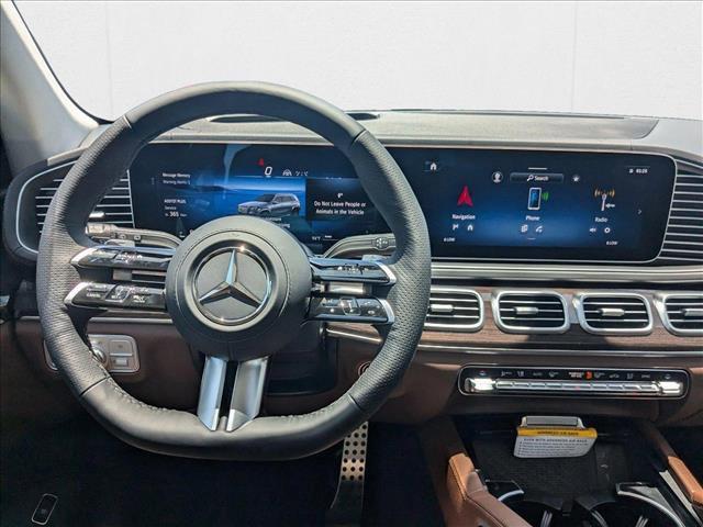 Photo of 2025 Obsidian Black Metallic Mercedes-Benz GLS 450